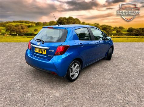 Toyota Yaris Hybrid Icon Cvt Loughton Motor Company