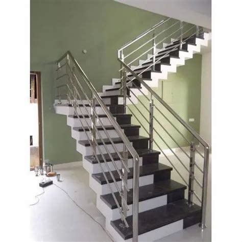 Silver Stainless Steel Modern Ss Stair Railing For Home At Rs Feet