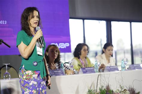 Betânia Lemos destaca ações da Enap para enfrentamento do assédio no