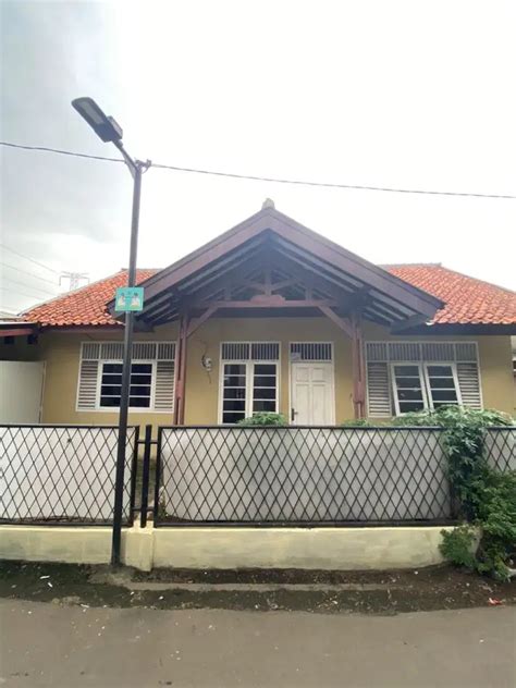 Kontrakan Rumah Serua Indah Ciputat Ada Garasi Bisa Untuk Usaha