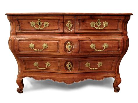 Commode D Poque Louis Xv Du Sud Ouest De La France Xviiie Si Cle N