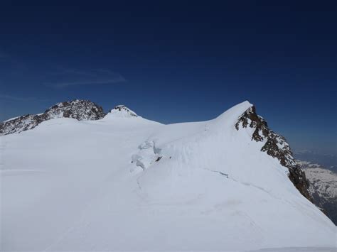 Alpinista Muore Sulla Cresta Signal Del Monte Rosa Outdoor Passion