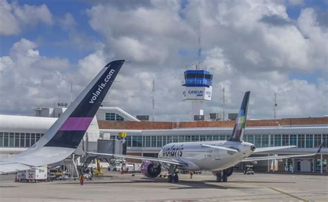 Aeropuerto programa 550 vuelos este día del 53 Aniversario de Cancún