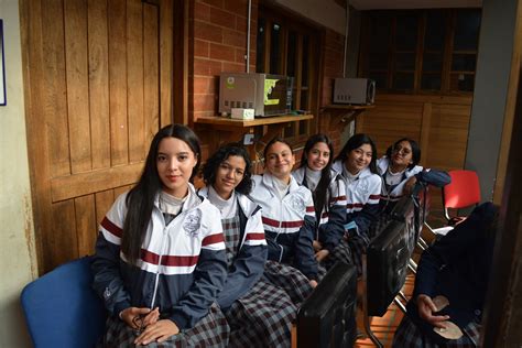 Colegio De Los Angeles Bogota Colegio Comercial Femenino Con énfasis