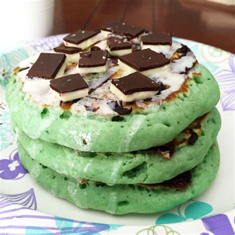 Mint Chocolate Chip Pancakes Chocolate Chip Pancakes My Dessert Desserts