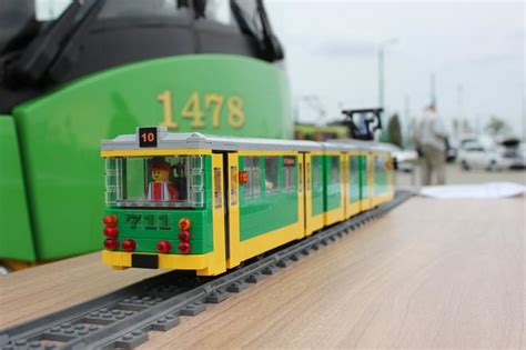 Motorniczy Z Poznania Buduje Modele Tramwaj W Z Klock W Lego Pozna