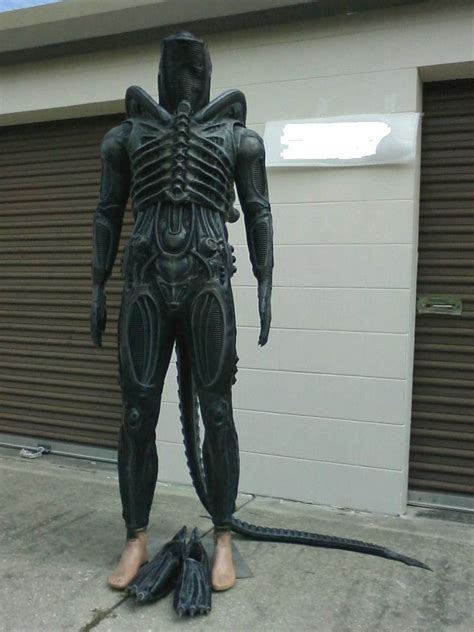 Kit Alien Style Body Suit Pieces Kit Costume Prop Xenomorph Replica