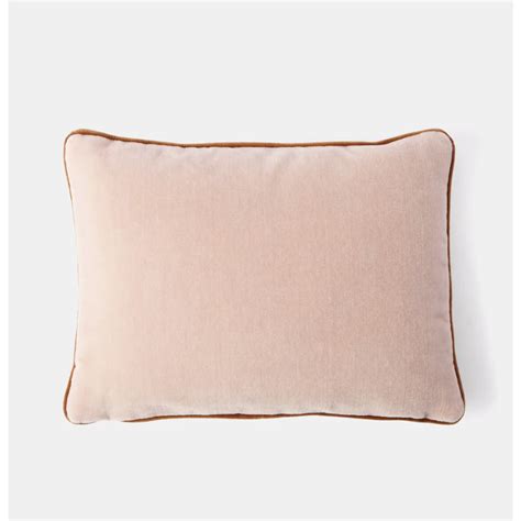 12 best minimalist throw pillows - make your home calm | Livingetc