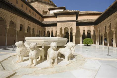 Alhambra Nasrid Palaces And Generalife Hour Guided Tour Getyourguide