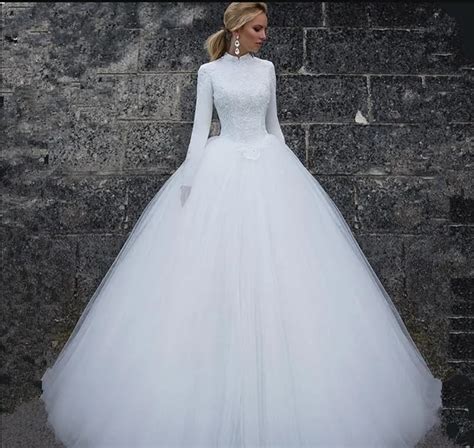 Custom Made 2019 Muslim Wedding Dress With Long Sleeves High Neckline