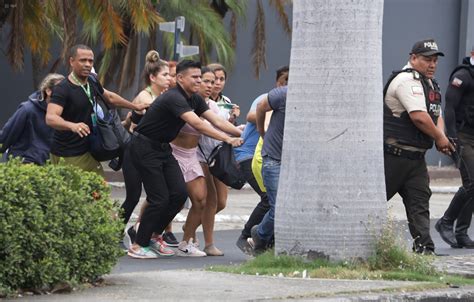 M S De Trece Muertos Y Tres Heridos Dejan Los Atentados Y Actos