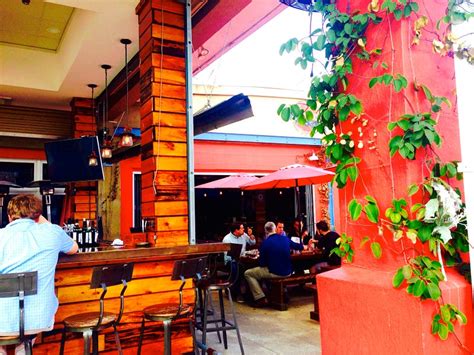 15 Of Downtown Raleighs Best Outdoor Restaurants Stealz Medium