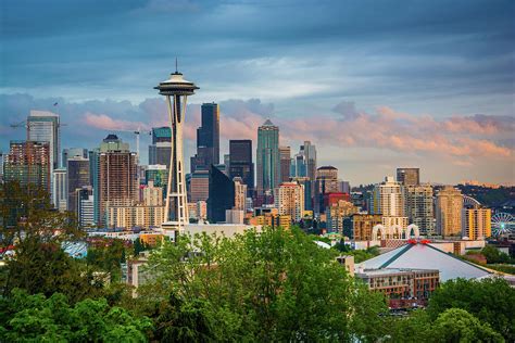 Seattle Skyline From Kerry Park Photograph By Jon Bilous Pixels