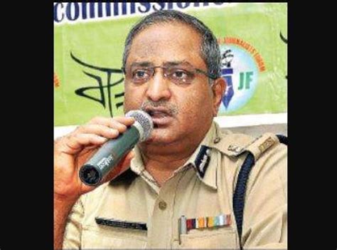 Andhra Pradesh Ips Officer Ab Venkateswara Rao Challenges His