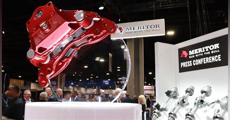 Meritor Bull Rushes 2020s With Evolved Brakes And Axles Fleetowner