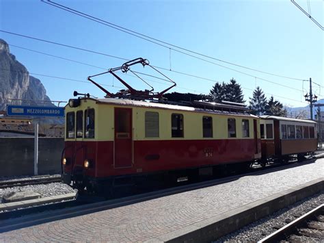 Il Treno Storico Della Trento Mal Diventa Protagonista A Mela Verde