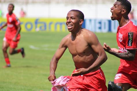 Palmeiras Contrata Atacante Destaque Da Copinha