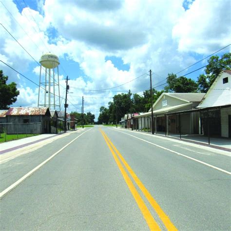 The Worlds Only Nude Magician In Enigma And The Lenox Lights Adel News Tribune