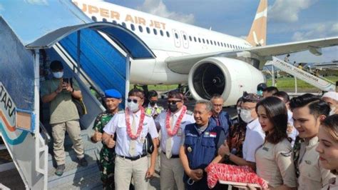 Pengalaman Seru Terbang Bersama Pesawat Super Air Jet Rute Bandung Bali Full Entertainment