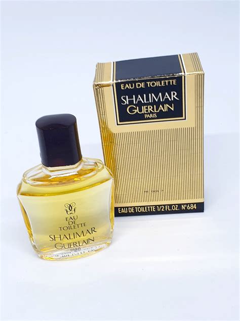 Flacon De Parfum Shalimar De Guerlain Eau De Toilette 15 Ml