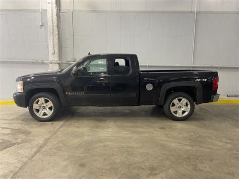 PICTURE CAR SERVICES LTD | Chevrolet Silverado Plow Truck Black 2008 4x4, Pickup Truck, Plow ...