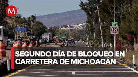 Habitantes bloquean carretera al Aeropuerto de Morelia en Michoacán