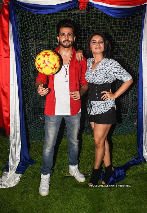 Tv Stars Watch Fifa World Cup 2018 Final Photogallery Etimes