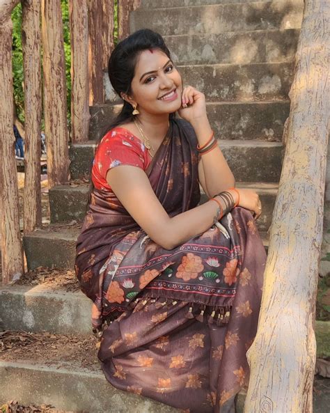 Rachitha Dinesh Mahalakshmi Beautiful Saree Photoshoot