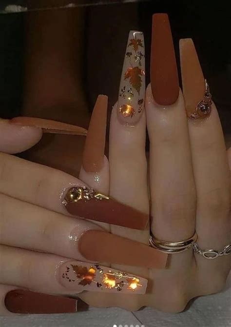 30 Fall Nail Art Ideas And Smokin Autumn Colors 2024 Hubpages