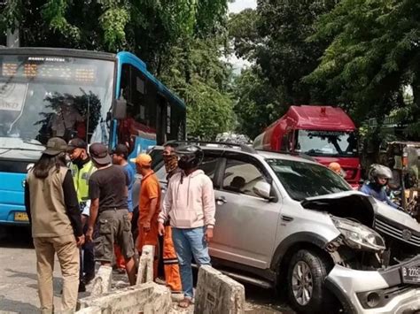 Berita Dan Informasi Busway Terkini Dan Terbaru Hari Ini Detikcom