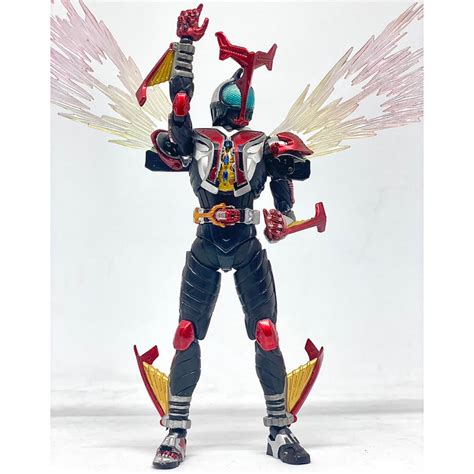 Shf Kamen Rider Kabuto Hyper Form Action Figure 15 Cm Shopee Thailand