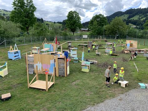 Vielfältige Bauten Offene Arbeit mit Kindern und Jugendlichen