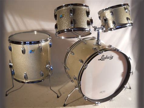 Ludwig Usa Vintage 1970 Silver Sparkle Drum For Sale Plektrum