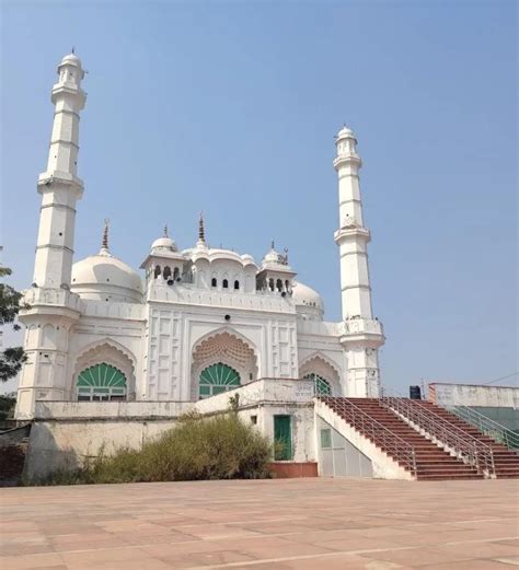 Heritage Walk In Lucknow – theexplorelucknow.com