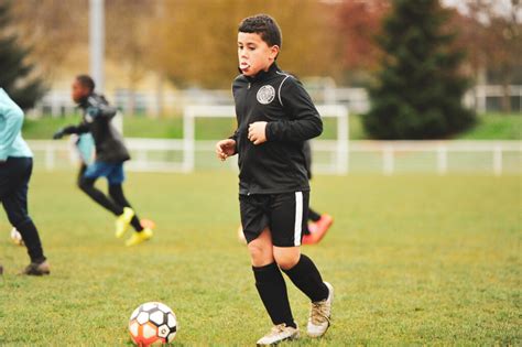 Reprise Des Entra Nements Pour L Cole De Foot Stade Poitevin Fc