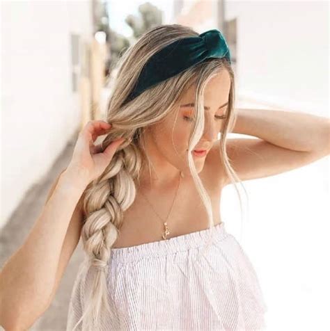 30 Trendsetting Headband Hairstyles To Try In 2024 Hairstyle Camp