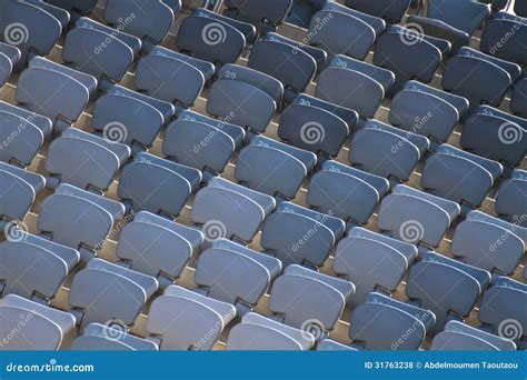 Sedili Dello Stadio Fotografia Stock Immagine Di Concorrenza