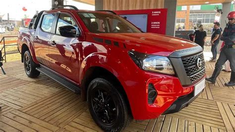 Nissan mostra Frontier e versão básica S 2023 na Agrishow