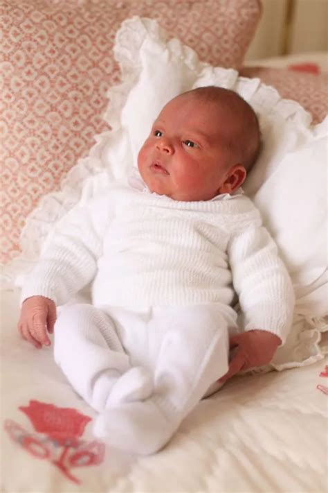 Adorable First Photos Of Prince Louis And Sister Princess Charlotte