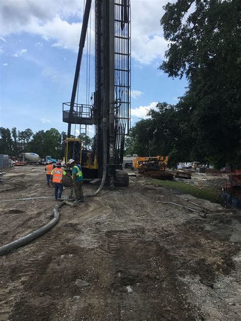 Cutter Soil Mixing Csm Walls Are Formed By Drilling Overlapping Panels