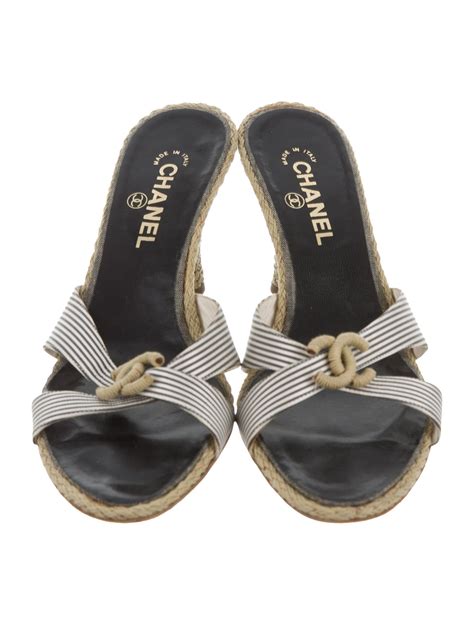 Chanel Cc Espadrille Wedges Shoes Cha The Realreal