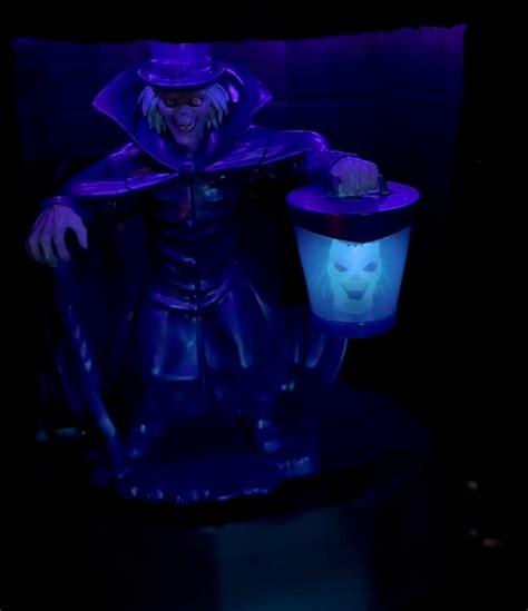 New Hatbox Ghost Sipper Coming To Disneyland