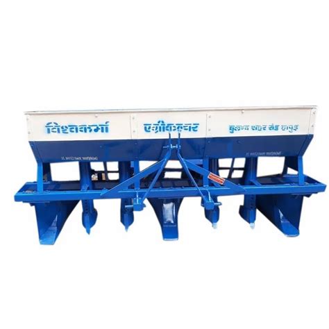 Ms Potato Planter Machine For Agriculture Capacity 1000kg Hour At Rs