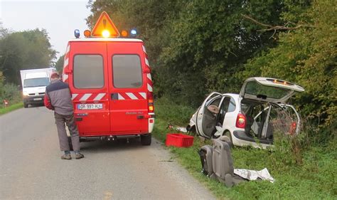 Faits Divers Choc Lat Ral Entre En Tracteur Et Une Voiture Herc