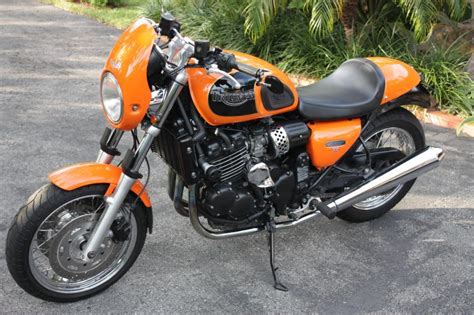 2003 Triumph Thunderbird Moto ZombDrive