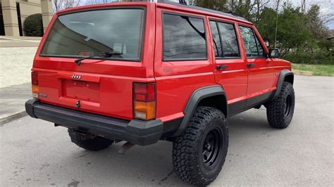 1996 Jeep Cherokee Sport At Indy 2023 As W25 Mecum Auctions