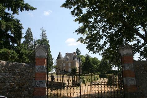 Semur En Brionnais Bourgondisch Dorp Met Een Rijk Verleden