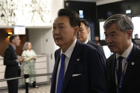 South Koreas Yoon Tells Unification Ministry To Be Less Soft On North