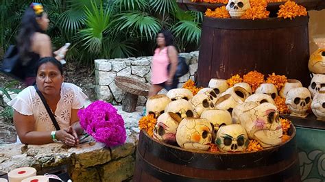 EN LA RIVIERA MAYA Almas de Plata celebran Día de muertos con las