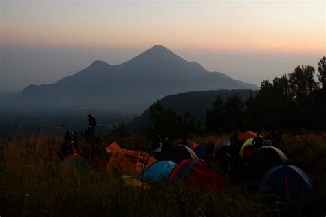 Puthuk Siwur Surga Bagi Pendaki Pemula Wartapala Indonesia